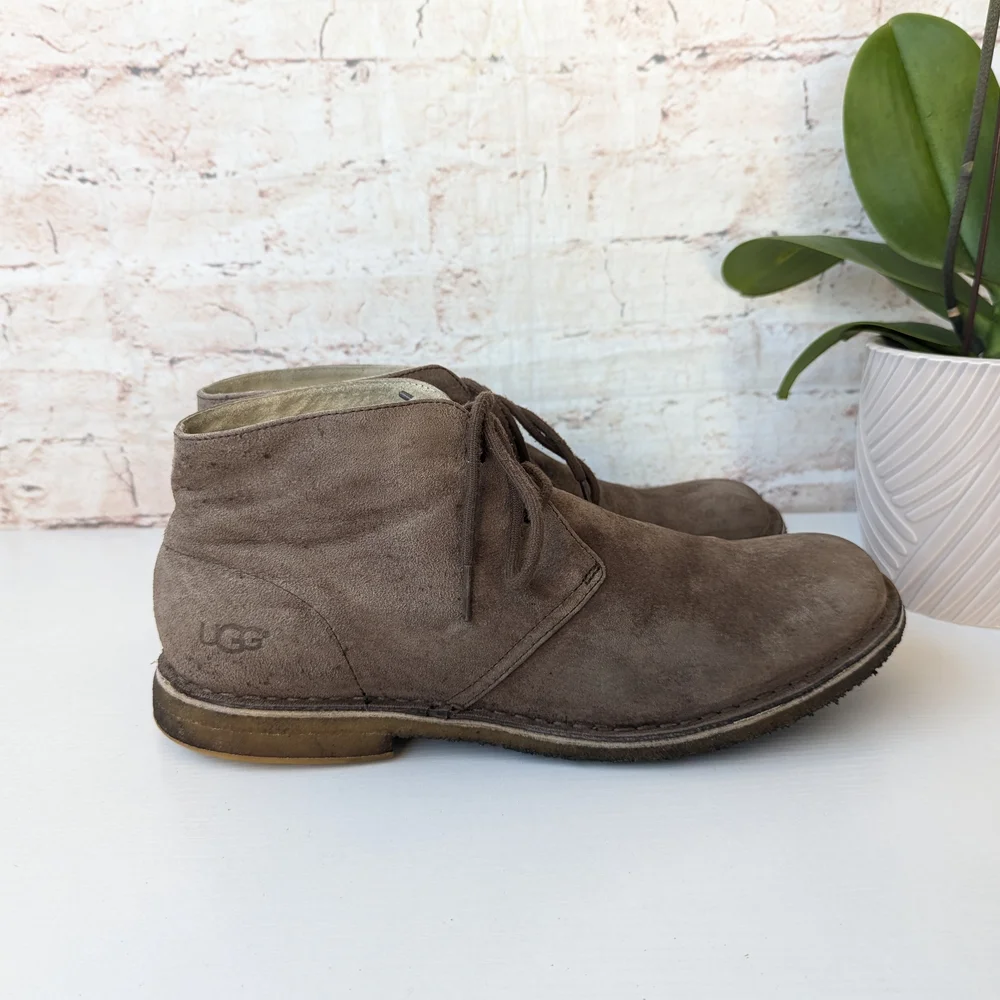 UGG Men's Tan Suede Chukka Boots